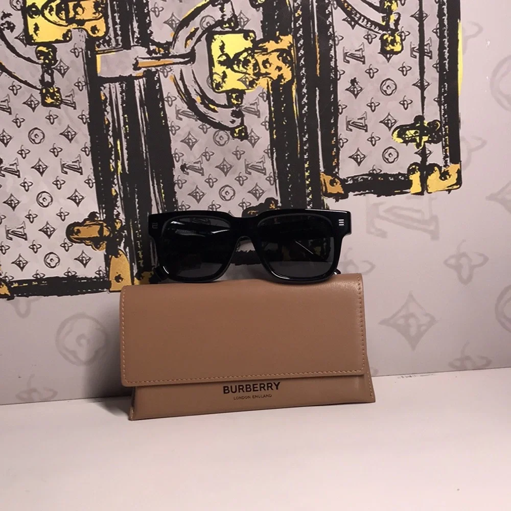 New Authentic Burberry BE4394 3001/87 Sunglasses